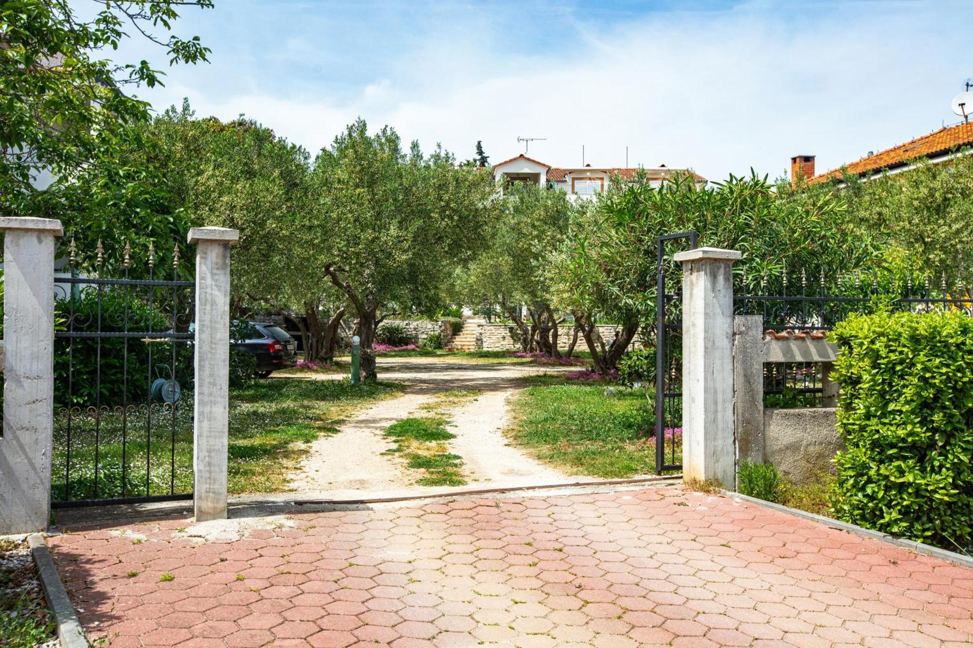 Apartments With A Parking Space Pakostane, Biograd - 22375 외부 사진