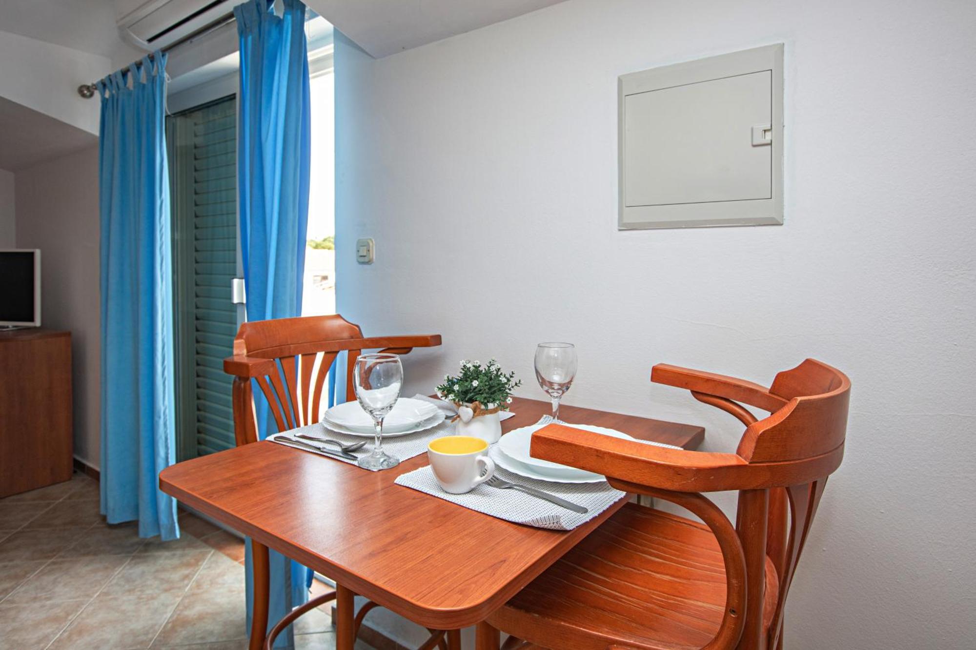 Apartments With A Parking Space Pakostane, Biograd - 22375 객실 사진