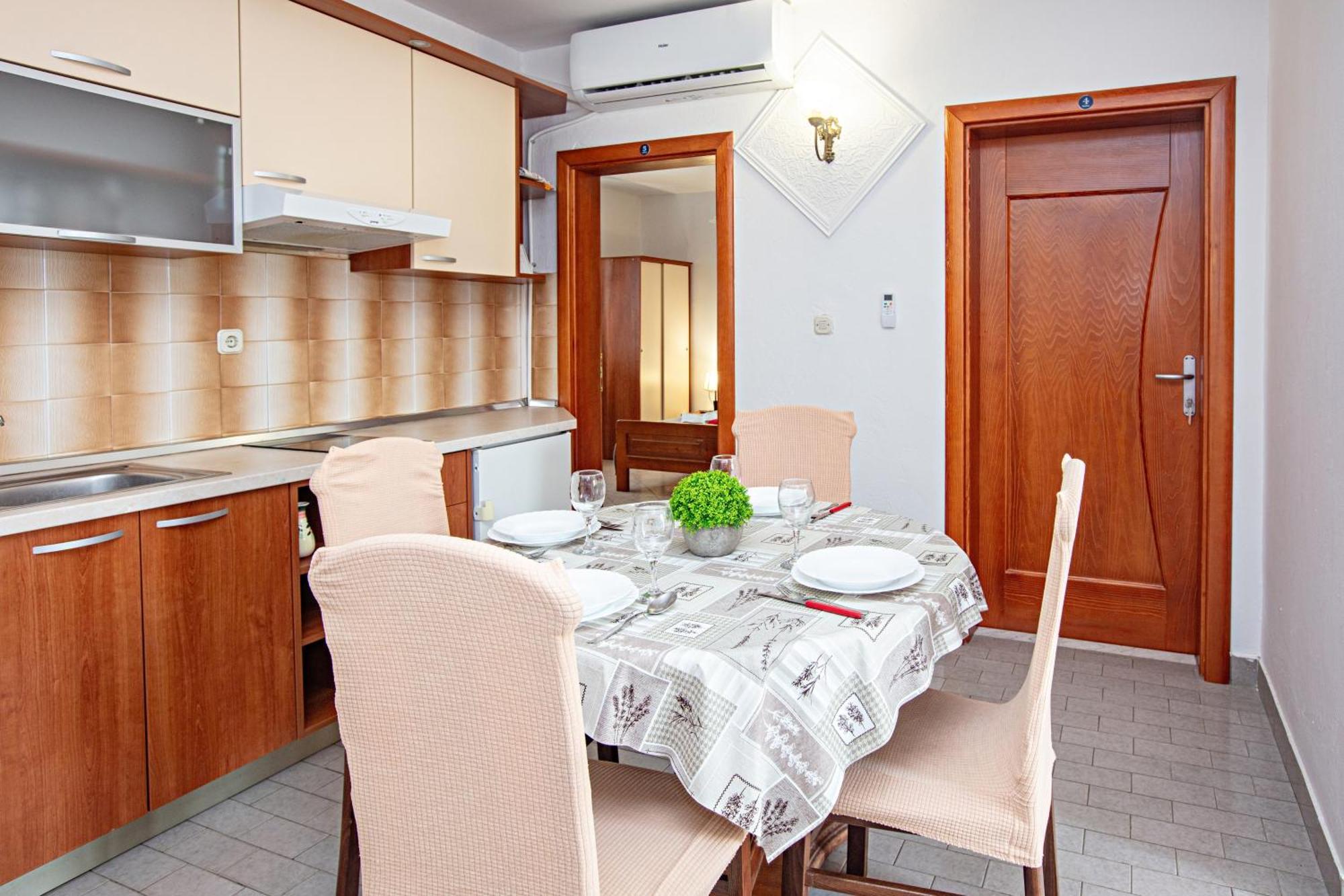 Apartments With A Parking Space Pakostane, Biograd - 22375 객실 사진