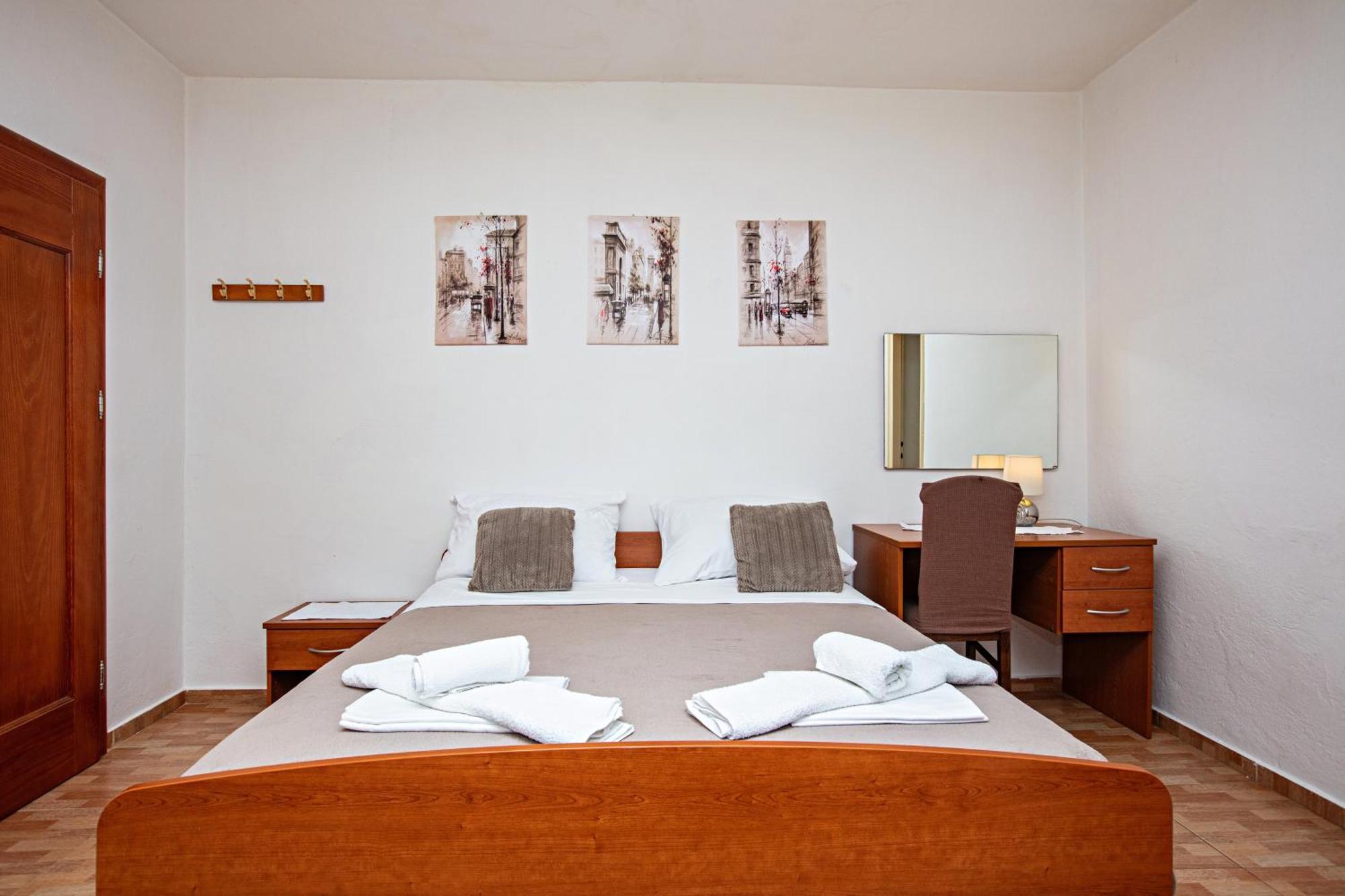 Apartments With A Parking Space Pakostane, Biograd - 22375 객실 사진